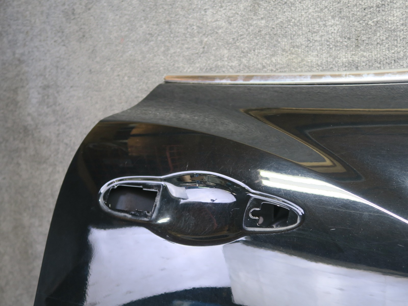 2017-2020 MASERATI LEVANTE M161 REAR RIGHT DOOR SHELL PANEL BLACK