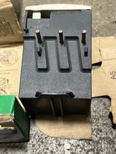 Relé de sobrecarga LRD22 nuevo envío desde EE. UU. - Imagen 5 de 9