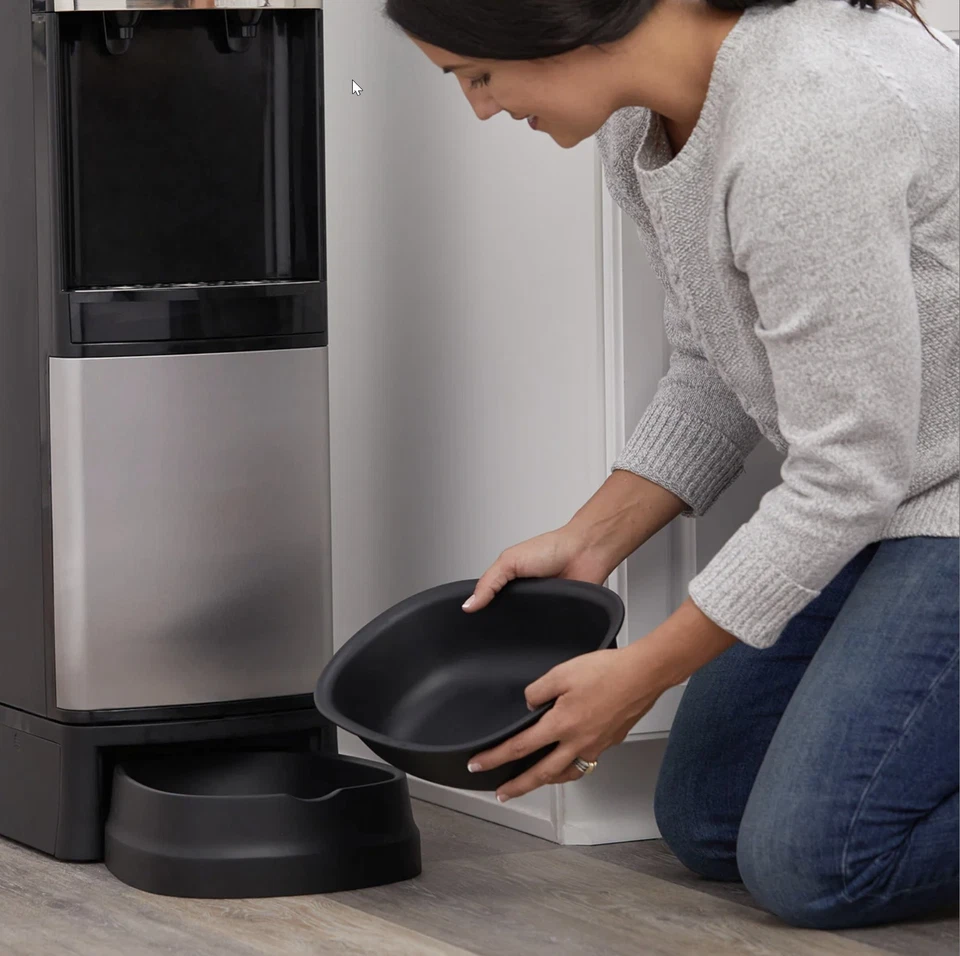 TOTALMENTE NUEVO Dispensador de Agua Primo Pet Station 601243-C | Frío y Caliente + Tazón para Mascotas Foto 4 de 4