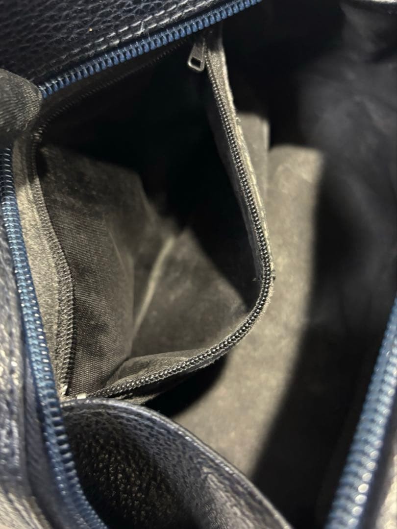 Valentino Garavani Leather Handbag Navy Brown Near Mint Condition Japan thumbnail 8