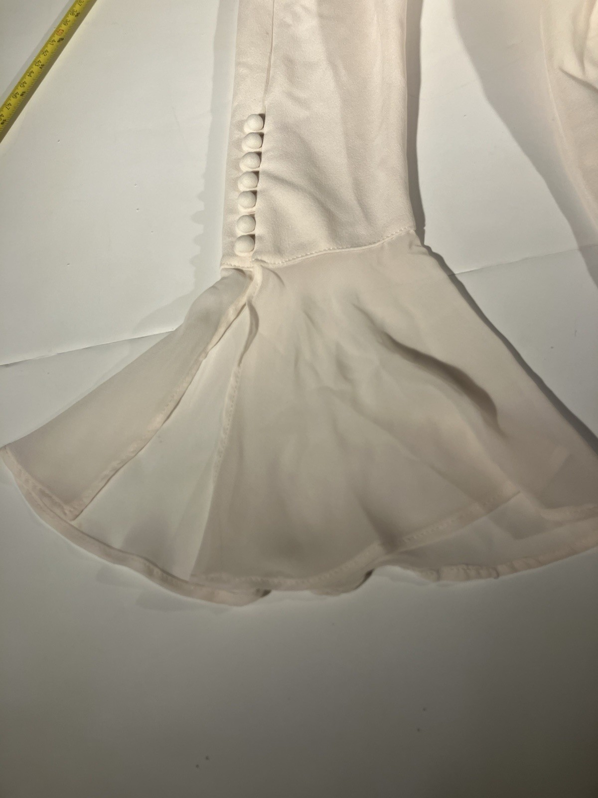 Foto 1 di 16