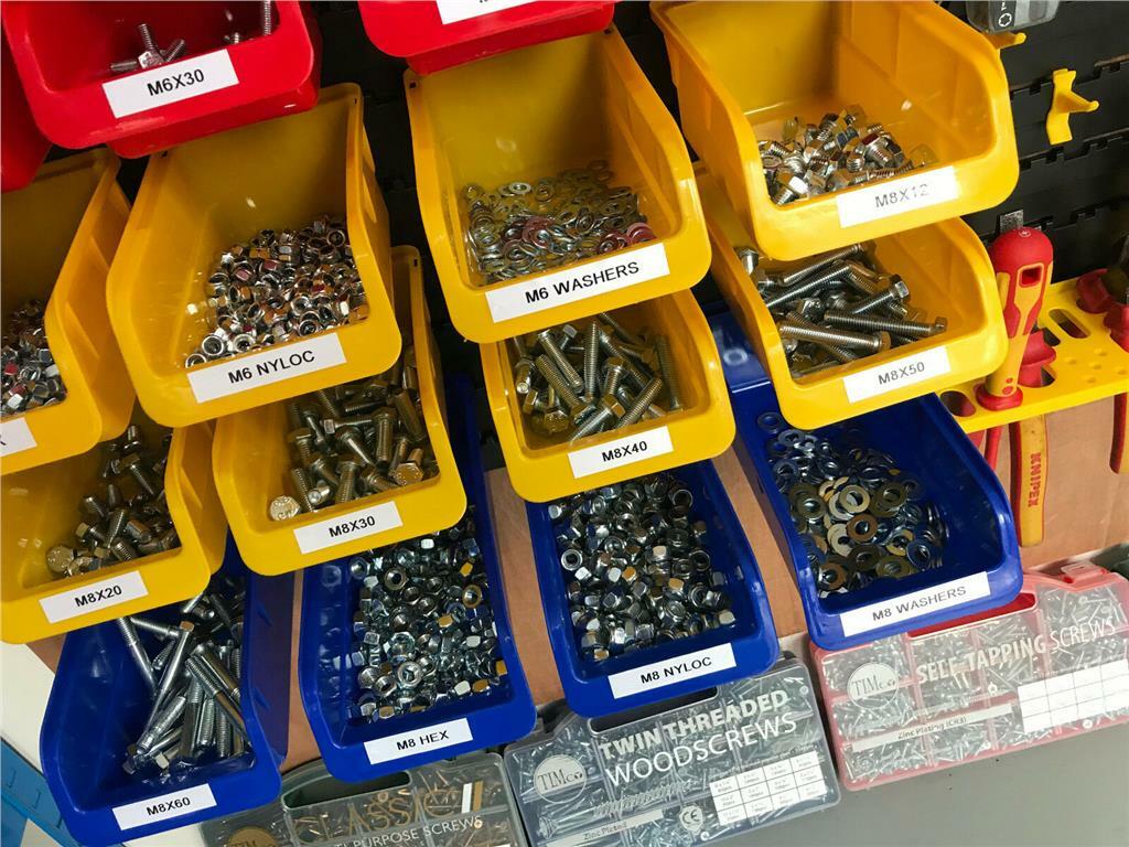 2,650-Piece Metric Bolt & Nut Assortment - M4, M5, M6, M8 With Washers - Grade 8.8 Zinc Plated