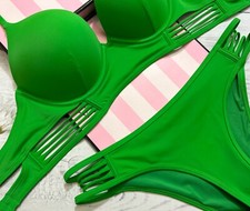 Lampe Berger Française 'Verre Moule' de Baccarat sur France Lampe Berger Française 'Verre Moule' de Baccarat sur France
