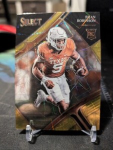 2023 Panini Select Draft Picks - Field Level Gold Lazer Prizm #109 Bijan...