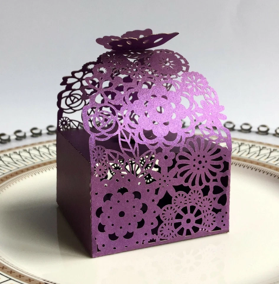 Laser Cut Flower Candy Boxes Wedding Favor Cake Box with Butterfly - Image 4 of 4