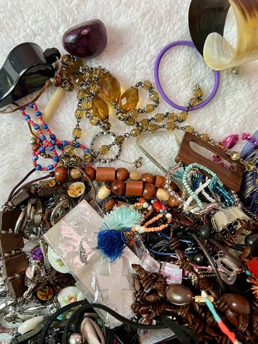 Bulk Crafting Jewelry Making Lot 6lbs 4.8oz Untested Tangles Beads Chains & More - Picture 17 of 24