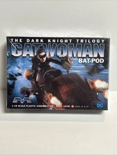 Moebius The Dark Knight Rises: Batpod with Catwoman 1:18 Model Kit Batman Movie