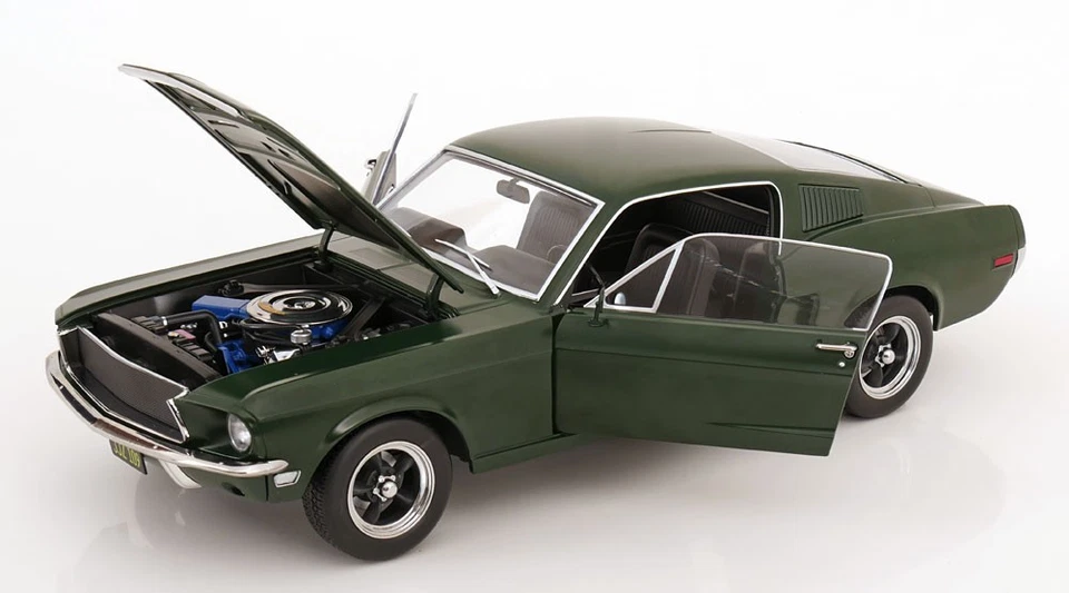 KK Scale 1:12 FORD MUSTANG GT FASTBACK “BULLITT” FLAT GREEN WITH OPENINGS - Image 2 of 4