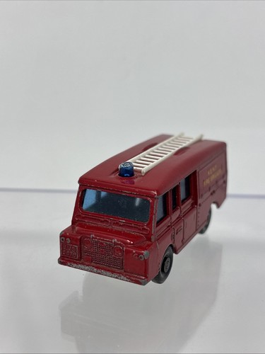 Matchbox Series #57 Land Rover - Fire Truck "Made In England" By Lesney - Picture 6 of 12