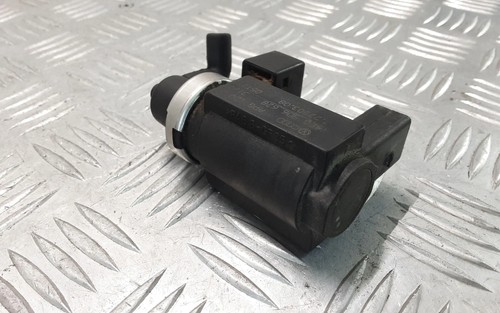 AUDI A4 Avant 8ED, B7 Vakuumventil 4E0906628 2.50 Diesel 2006 29877302