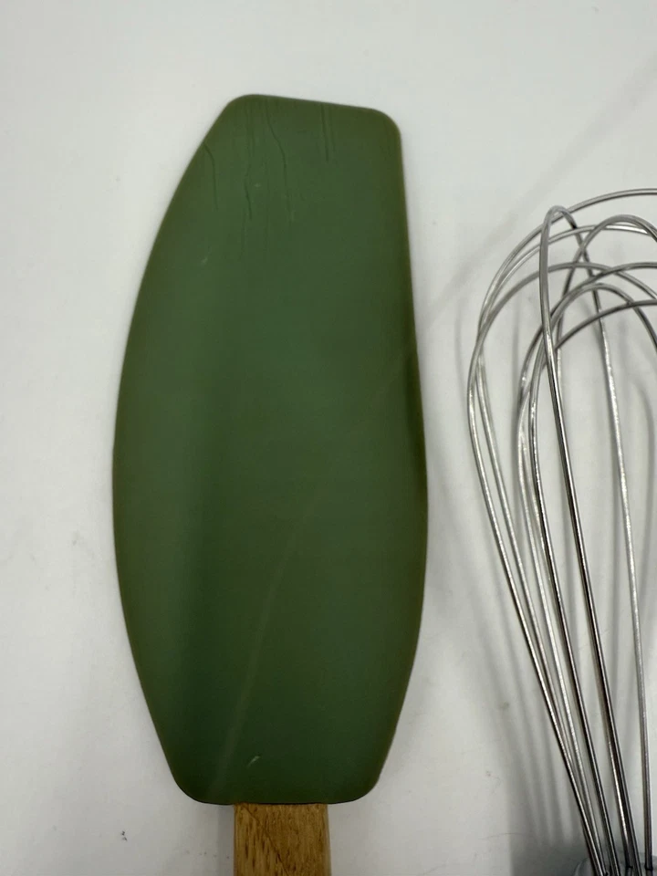 KitchenAid Blue Set Of 4 Cooking Utensils Spatula,Peeler,Whisk,Potato Masher - Image 2 of 4