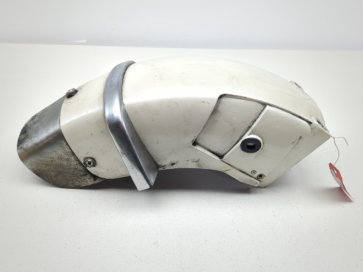 88-00 Honda GL1500 SE Goldwing Rear Back of Front Wheel Fender