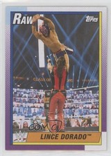 2021 Topps Heritage WWE Lince Dorado #24 0f3j