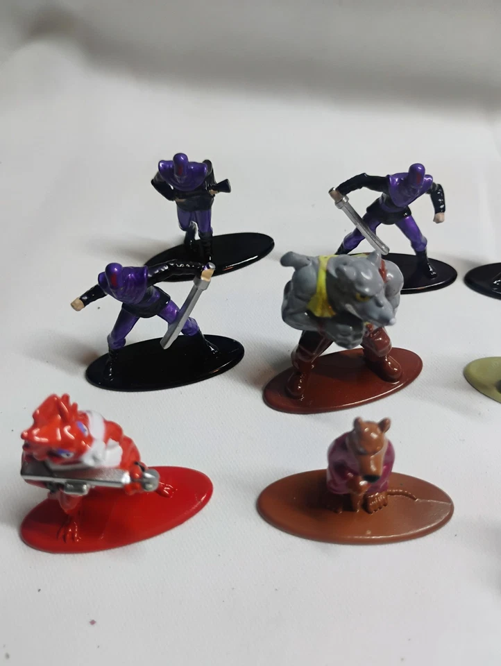 Figuras de metal fundido a presión Jada Toys Marvel Nano Metalfigs - Lote de 15 Foto 2 de 4