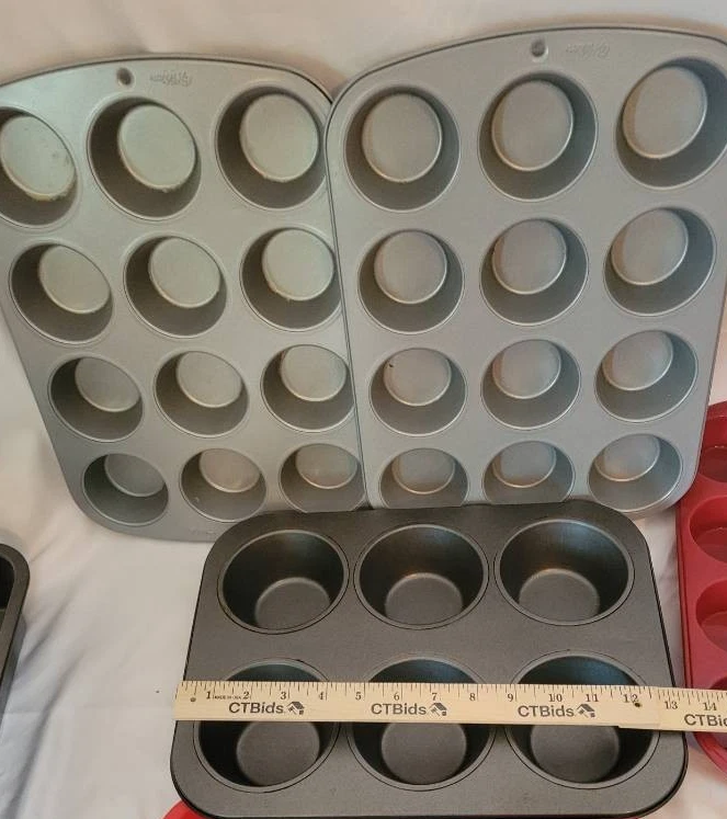 Lot of Three Muffin Tins
Opens in a new window or tab