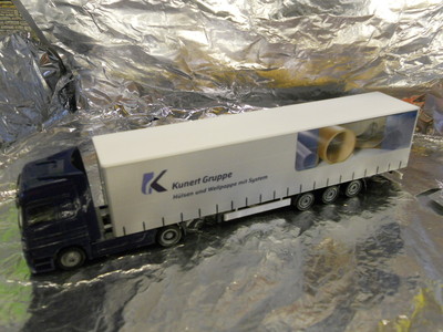 ** Herpa 273480 Mercedes Benz Actros LH jumbo C/Canvas semitrailer Kunert Gruppe