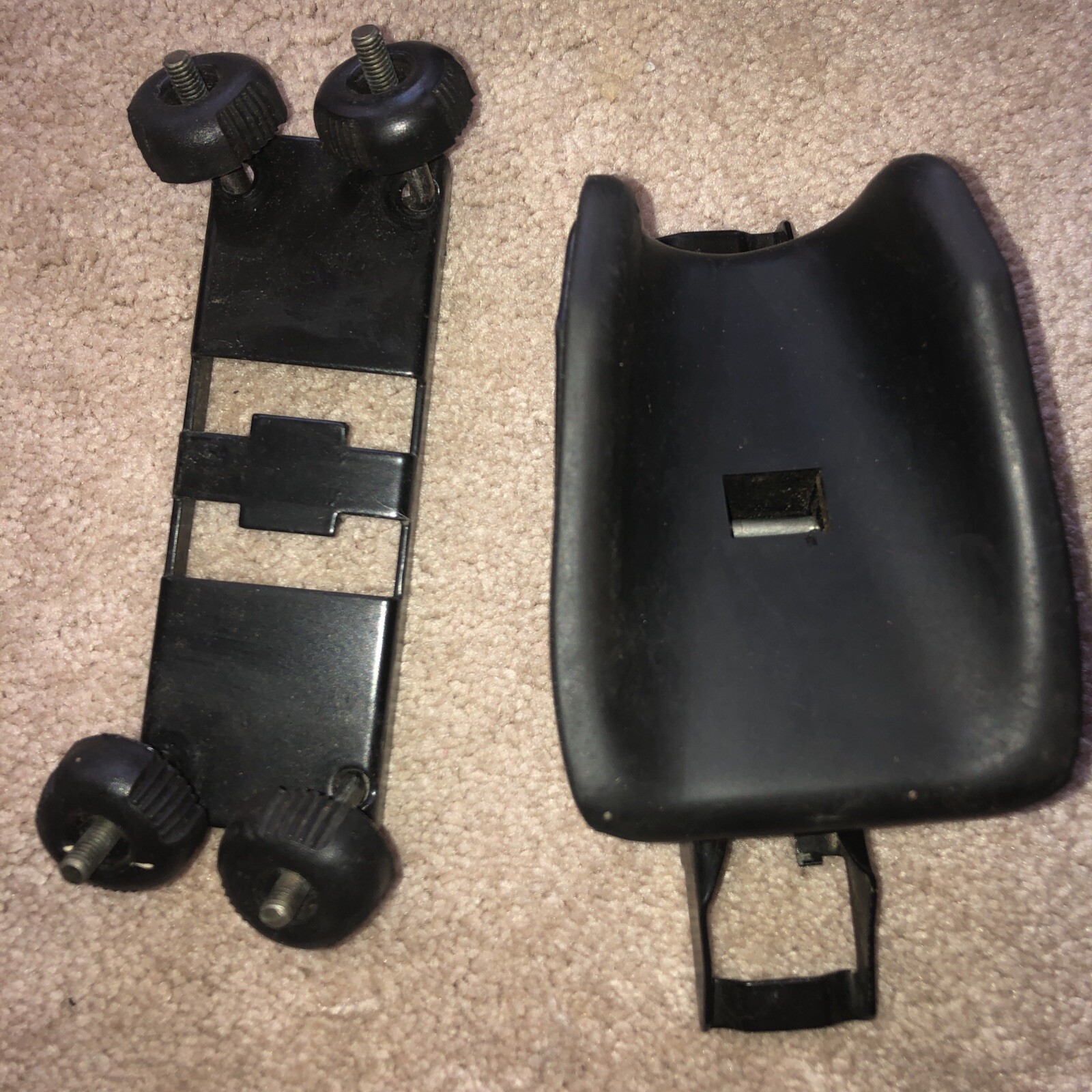 THULE Paddle/oar Mount Holders Carrier ROOF RACK ACCESSORIES What Are