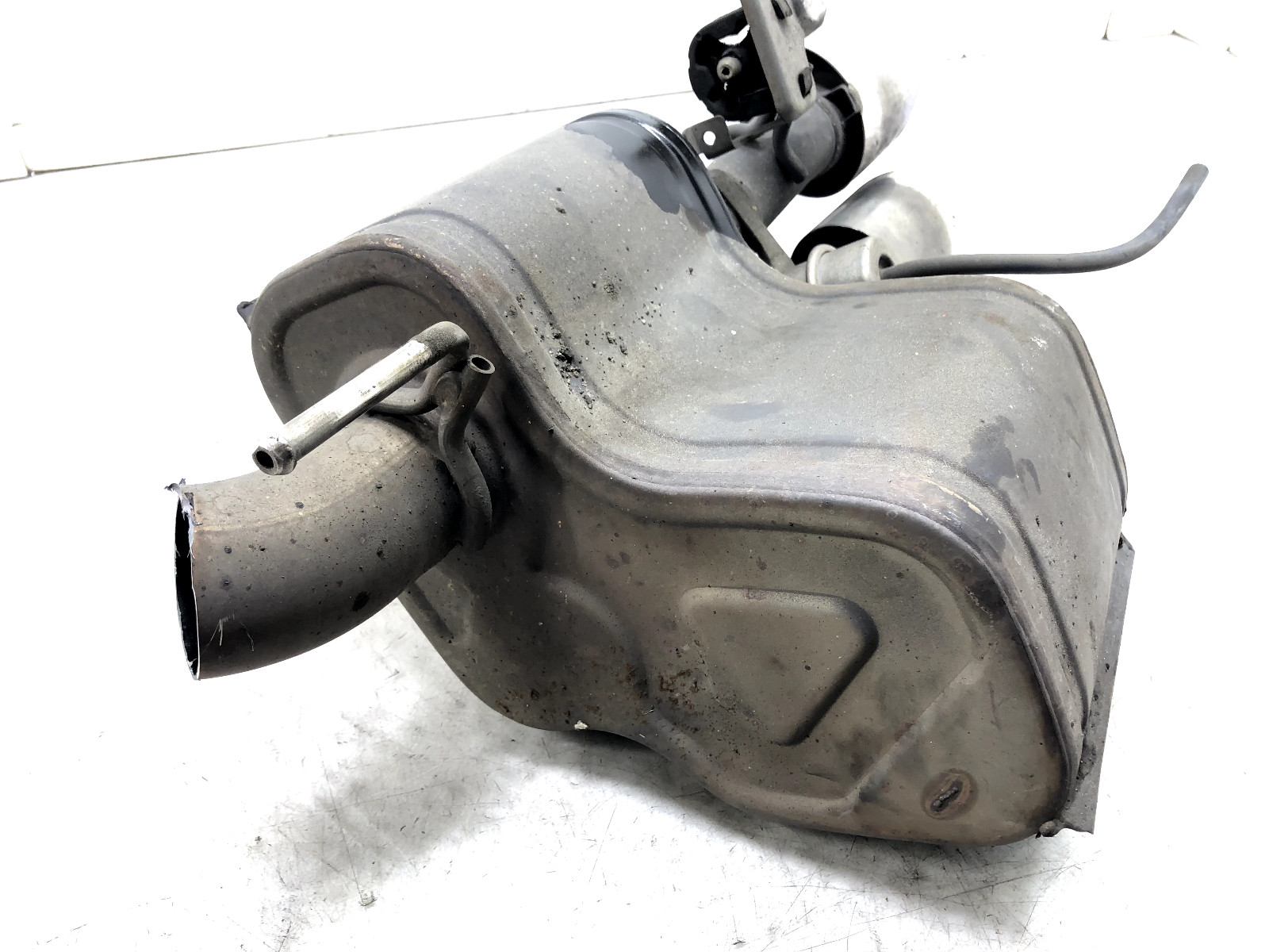 2014-2017 MASERATI QUATTROPORTE 3.0L LEFT DRIVER REAR EXHAUST MUFFLER PIPE OEM.