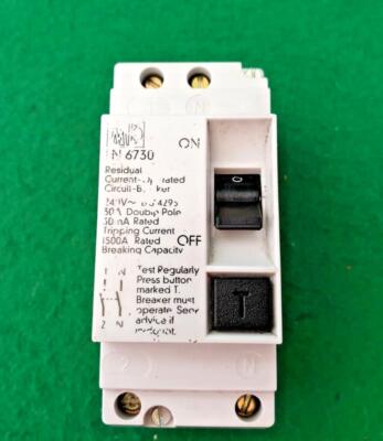 MK LN6730 30A Amp RCD Leitungsschutzschalter 30mA LN 6730