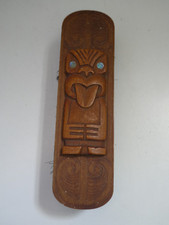 VINTAGE WOODEN HANDLE CLOTHES BRUSH CARVED MAORI TIKI IDOL ICON STATUE ROTORUA