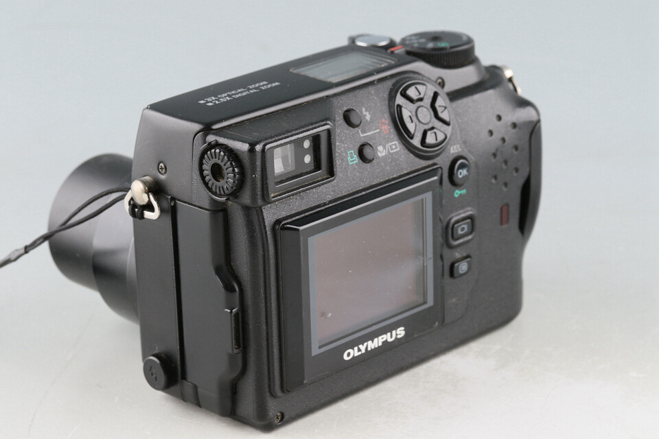 Olympus Camedia C-3040 Zoom Digital Camera *Japanese Version Olympus Camedia C-3040 Zoom Digital Camera *Japanese Version