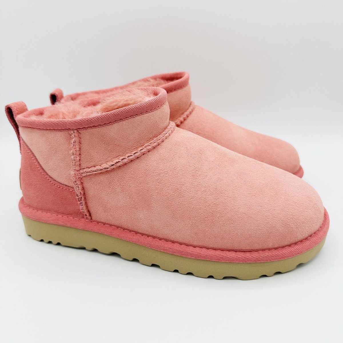 【新品未使用】UGG CLASSIC ULTRA MINI　サイズ６ 　ピンク UGG Classic Ultra Mini Chestnut (W) Women's Sizes 6-10