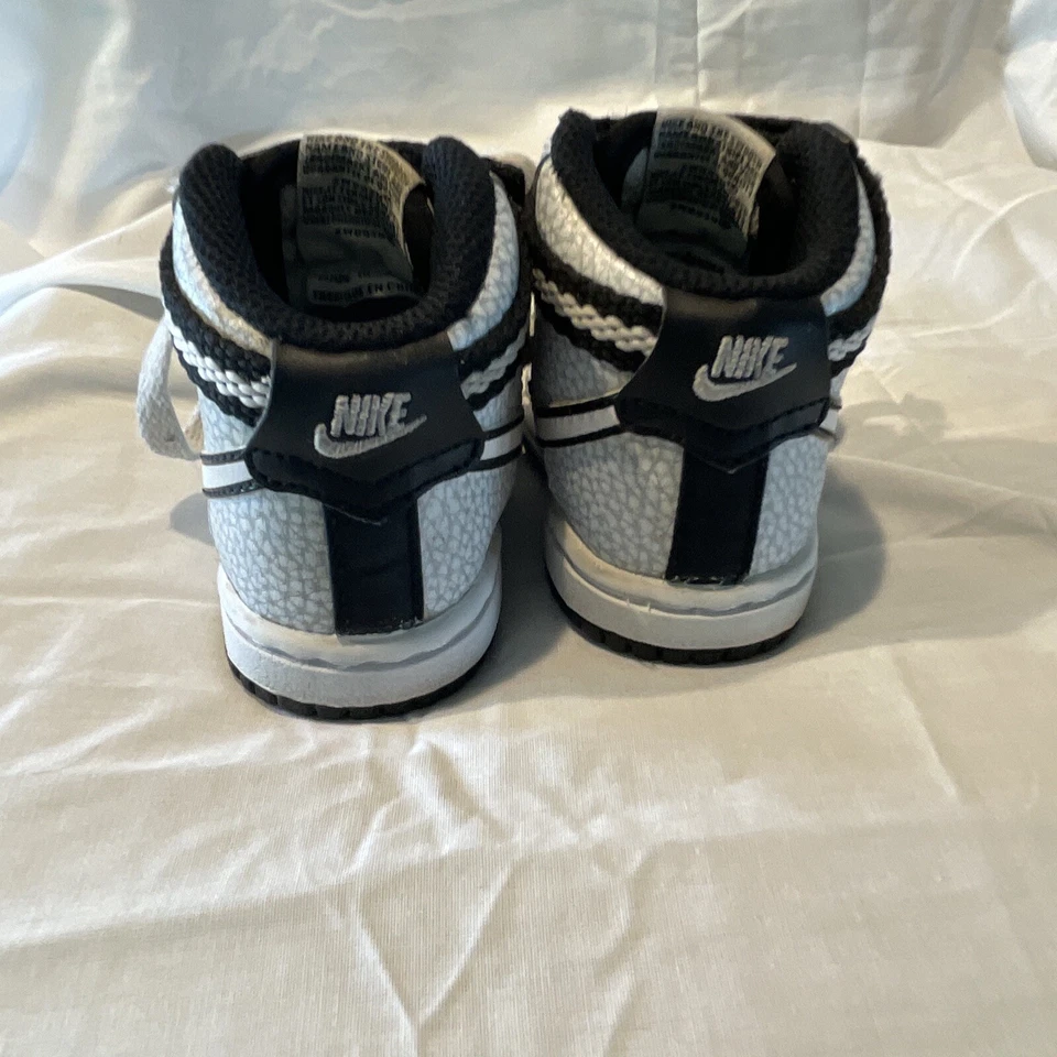 503574-103 Zapatos Nike Niño Pequeño Talla 4c Foto 4 de 4