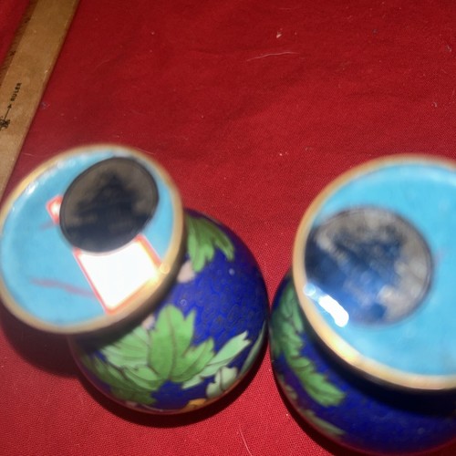 Pair Of 4.5 Chinese Hand Painted Cloisonné Vases Urn With Floral Yellow Design - Picture 4 of 6