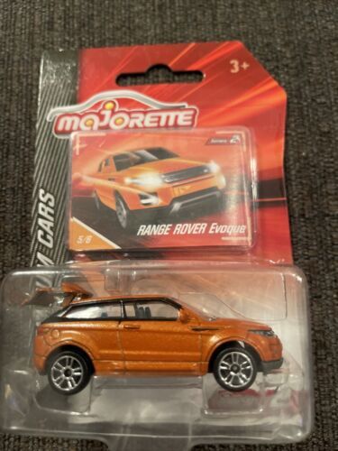 1:64 Mini GT #495 Range Rover 1971 Bahama Gold mgt00495 | eBay