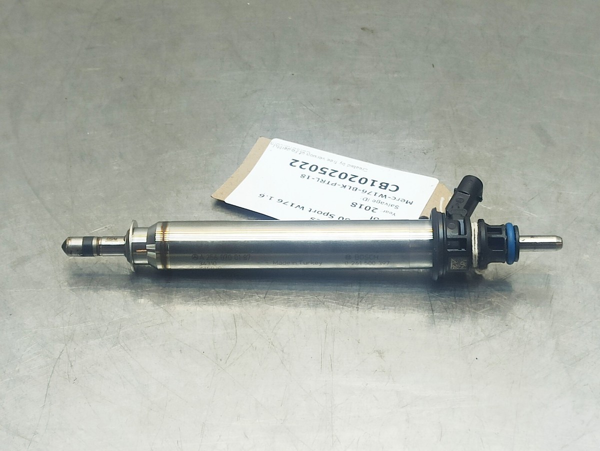メル70570 Mercedes Benz A Class W176 13-18 1.6 Petrol Fuel Injector