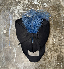 The May Co. Los Angeles Vintage 1930s 1940s Black Wool Felt Hat W Feather The May Co. Los Angeles Vintage 1930s 1940s Black Wool Felt Hat W Feather