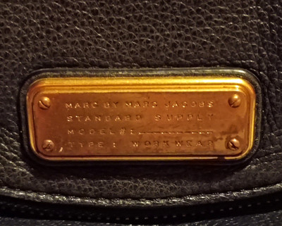 Marc by Marc Jacobs Black Small Crescent Shoulder Bag Zip, Detachable Strap
