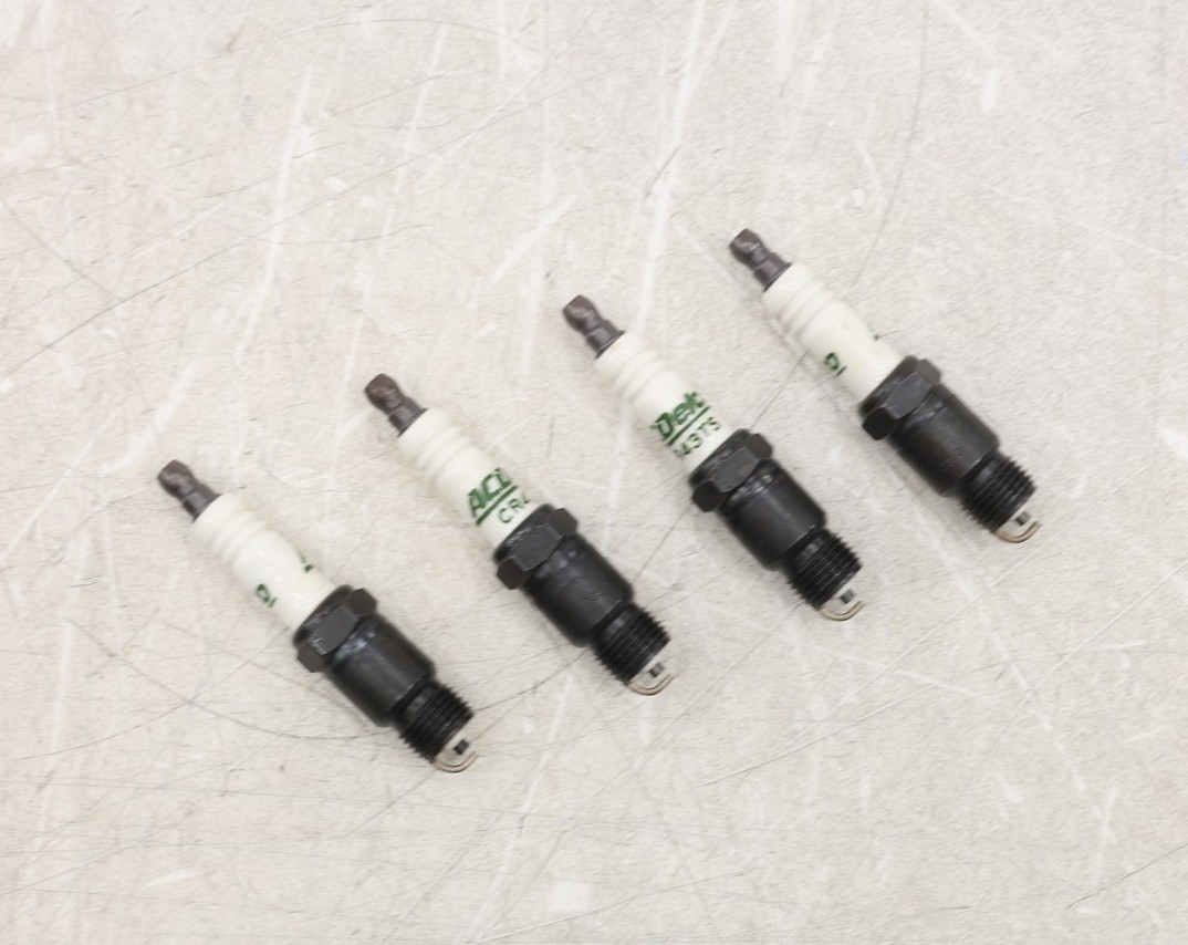NEW ACDelco Spark Plugs Set of 4 CR43TS For Chevy GMC Plymouth 1970-1995