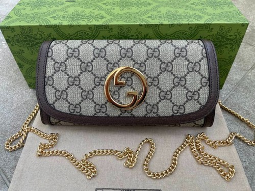 Gucci Blondie Mini Bag Chain Wallet Supreme GG Canvas Gold GG & Chain Purse