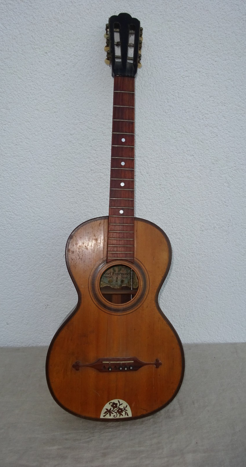 Alte Gitarre Wandergitarre Josef Ennemoser Meran Tirol ca. 90 cm