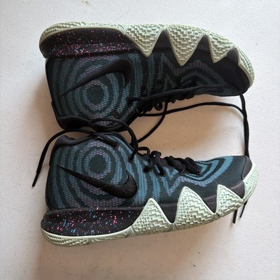 2018 Nike Kyrie 4 '80s' Basketball Shoes Men s Size 8