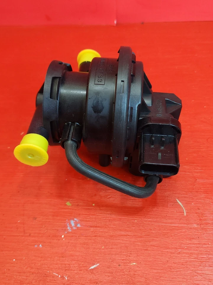 Bomba de detección de fugas OEM 04891416AD 2001-2003 Chrysler Voyager Dodge Ram Caravan Foto 4 de 4