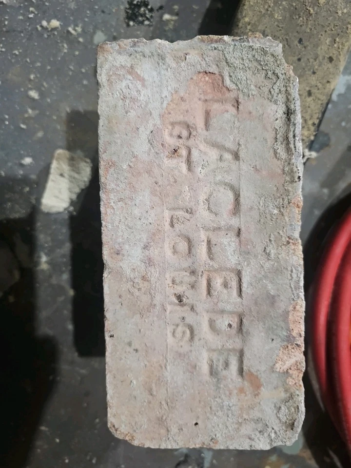 Ladrillos vintage grabados de principios de 1900 de finales de 1800 Foto 2 de 4