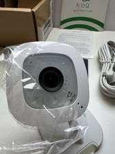 Arlo Q VMC3040-100NAS 1080p HD Wireless Security Camera with Audio Indoor