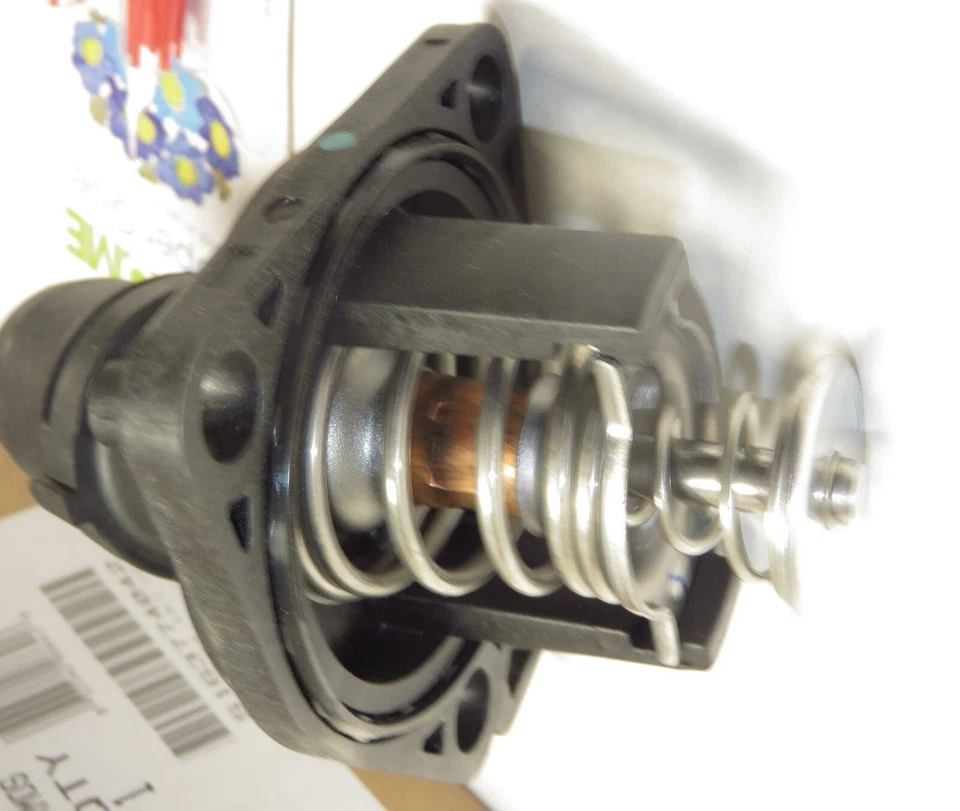 Conjunto de termostato/toma de agua Stant 48767 03-12 Honda Accord ¡MEJOR PRECIO!! Foto 3 de 4