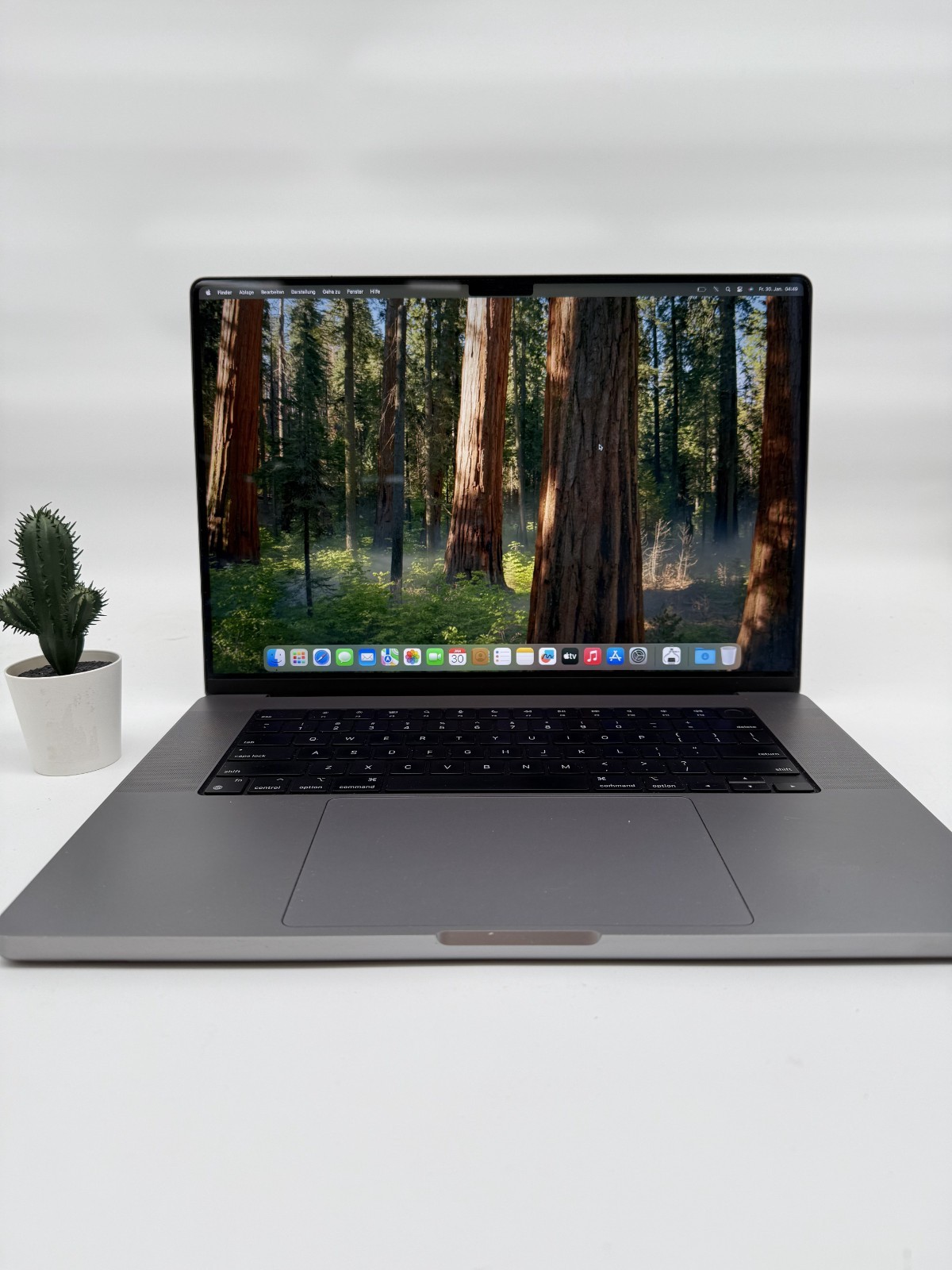 Apple MacBook Pro 2021 16