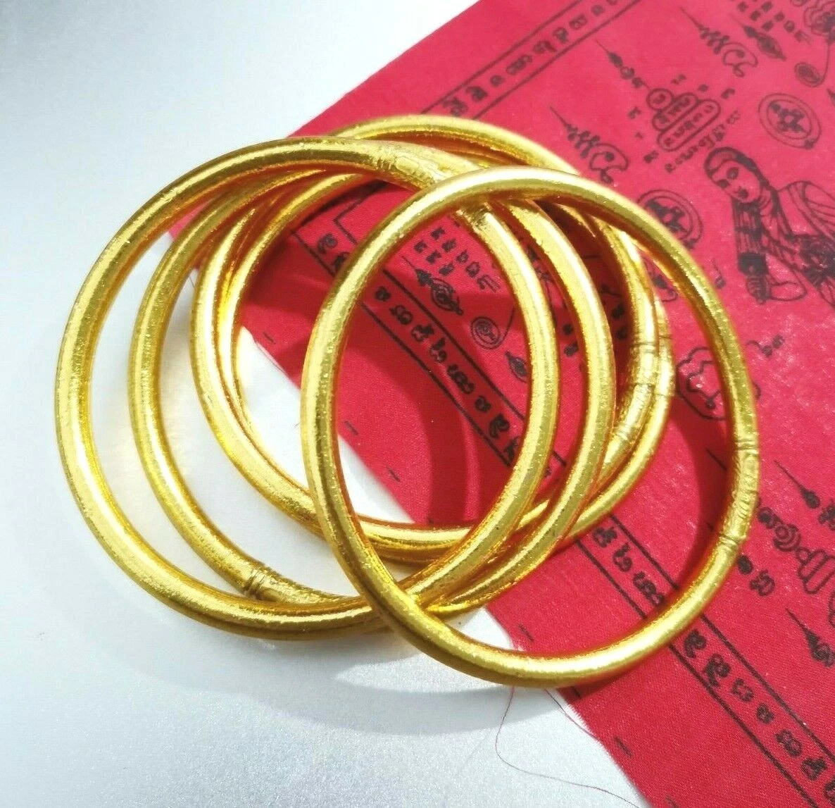 Buddha hotsell gold bracelet