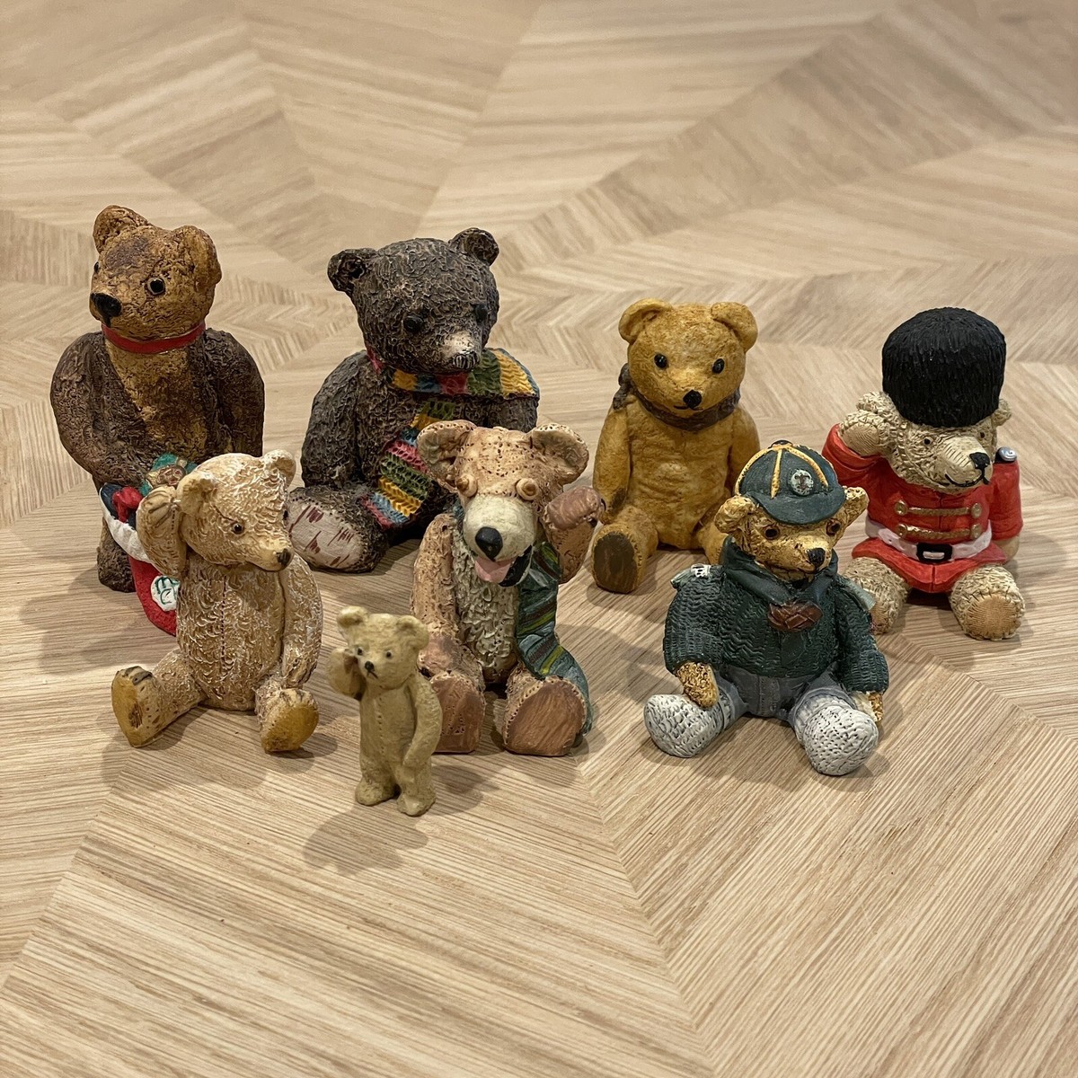 Mixed Lot Medium Small Bears Colour Box Peter Fagan Teddy