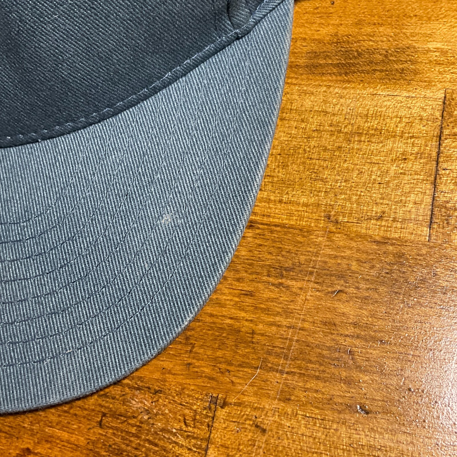 Vans snapback hat - image 5