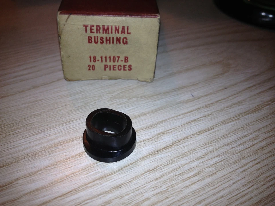 1949 1950 1951 1952 1953 1954 1955 NOS Ford Starter Terminal Buje F100/350 Foto 2 de 2