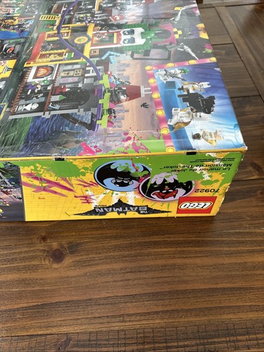 The LEGO Batman Movie: The Joker Manor (70922) Sealed in Box Complete Set Minis - Picture 9 of 10
