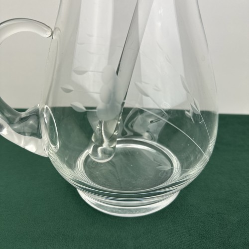 Princess House Heritage Crystal Pitcher 10 in tall, 4 1/2 inches width Etched - Picture 10 of 19