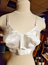 VINTAGE NOS 50'S MAIDENFORM CHANSONETTE BULLET BRA SIZE 36C ACETATE SATIN NWT