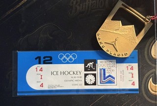 1980 UNUSED US Olympic Hockey TICKET USA vs. Sweden. With replica Medal!!