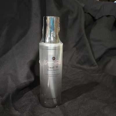 GLOWIEST Dream Glow Snail 97 Mucin Essence 2.7 fl oz New Without Box & Sealed